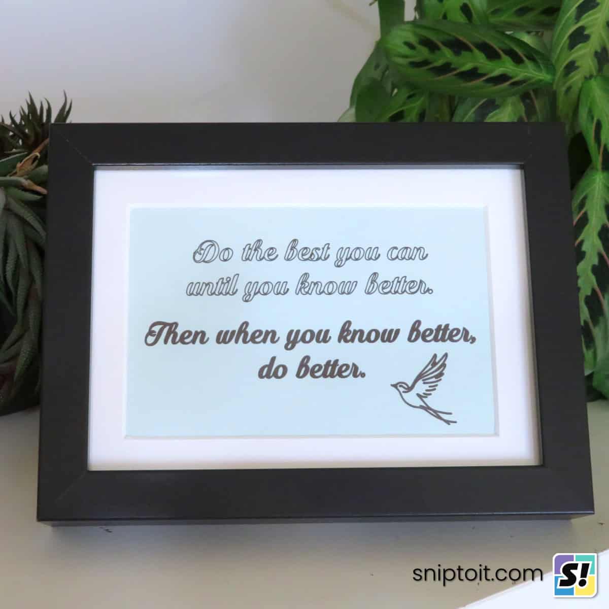 feature image demonstrating how to fill in cursive text with a cricut pen using the offset method