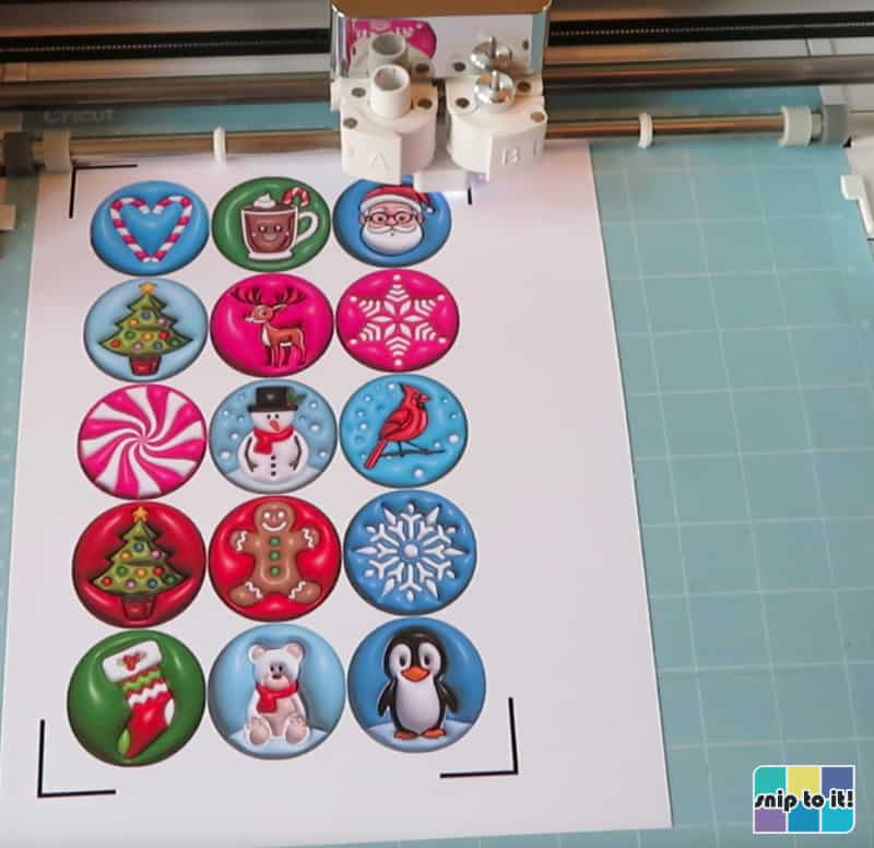 Cricut explore air 2 making kiss cuts around each sticker on the 3D christmas sticker sheet